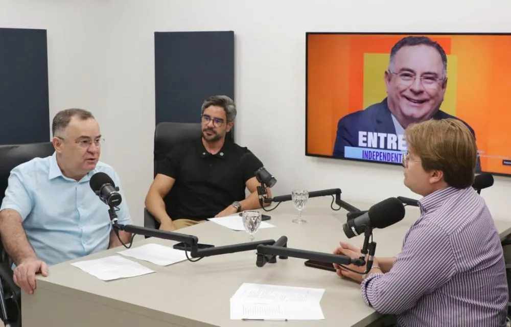 Prefeito Zeca Cavalcanti apresenta pacote de obras, investimentos milionários e avanços em serviços durante balanço da gestão